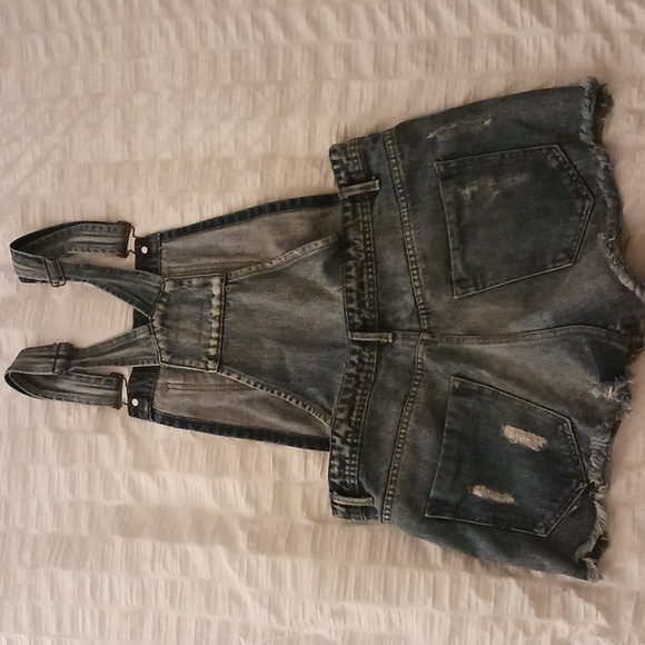 Forever 21 Overalls Size 30 - Picture 2 of 3